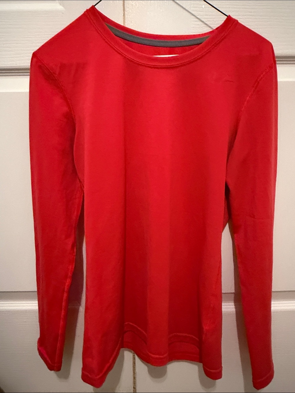 Nike Dri-Fit Coral Long Sleeve Top Size Small